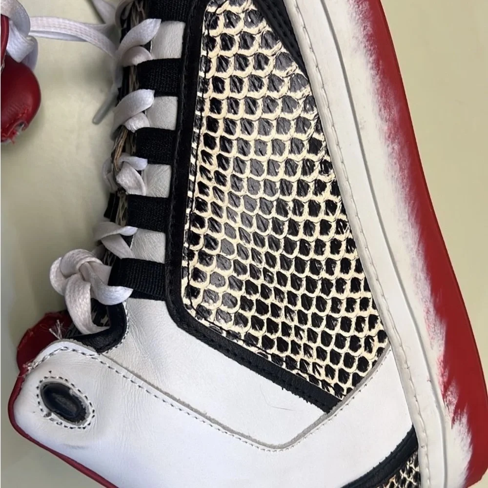 NWT Roberto Cavalli Leatger Black white red snakeskin  Sneakers